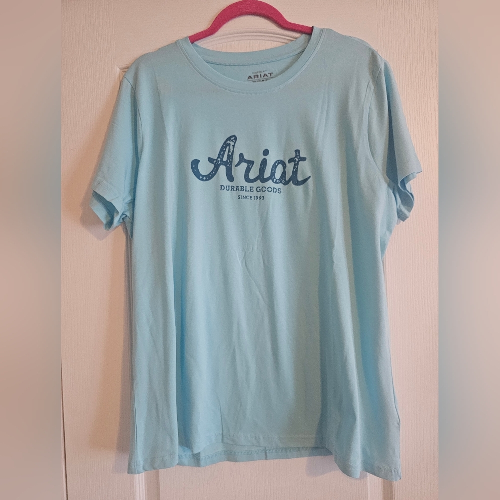 New Without Tags womens Ariat XXL T